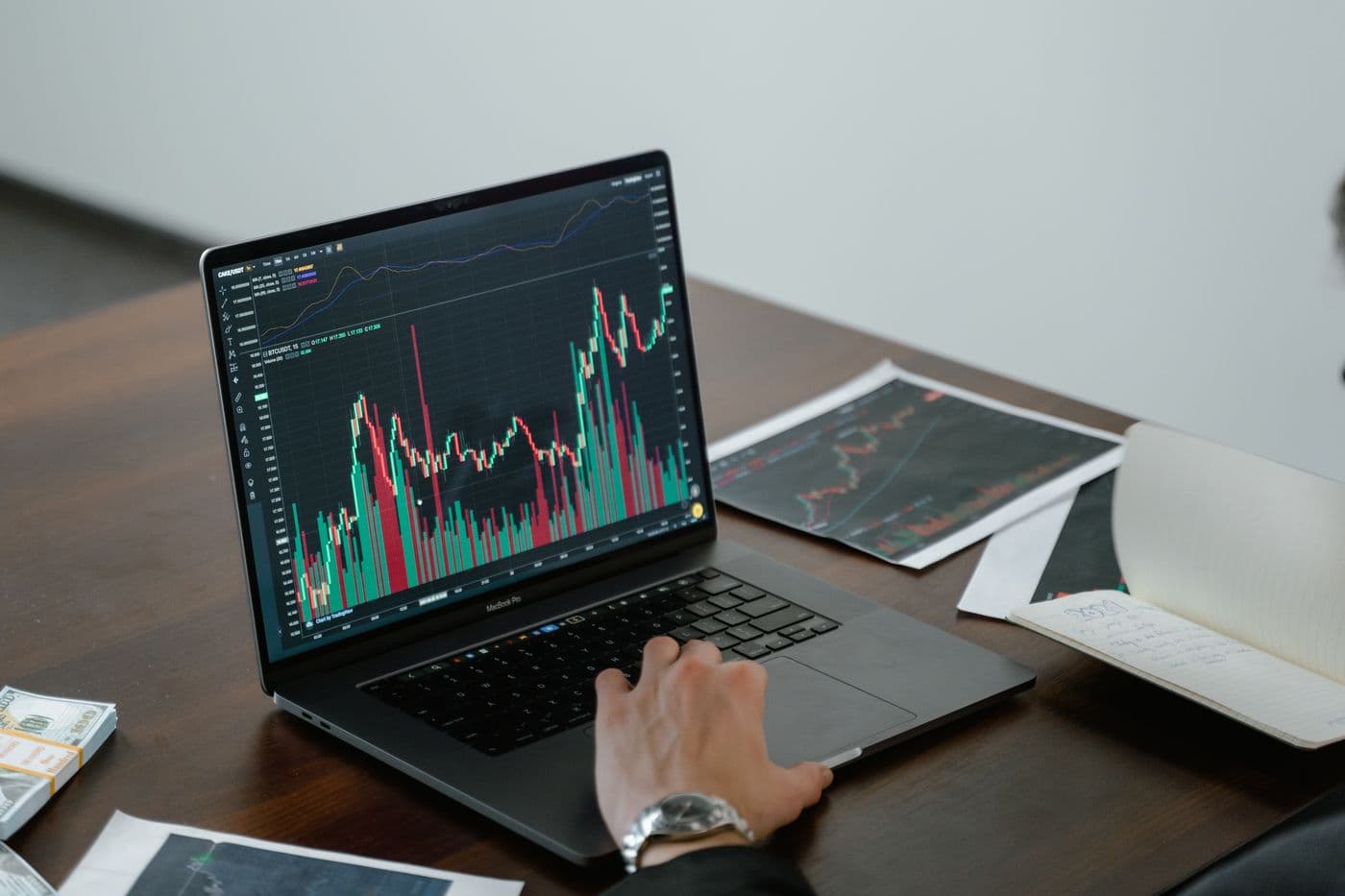How Bank Nifty Is Calculated: Free-Float Weights and a Worked Example