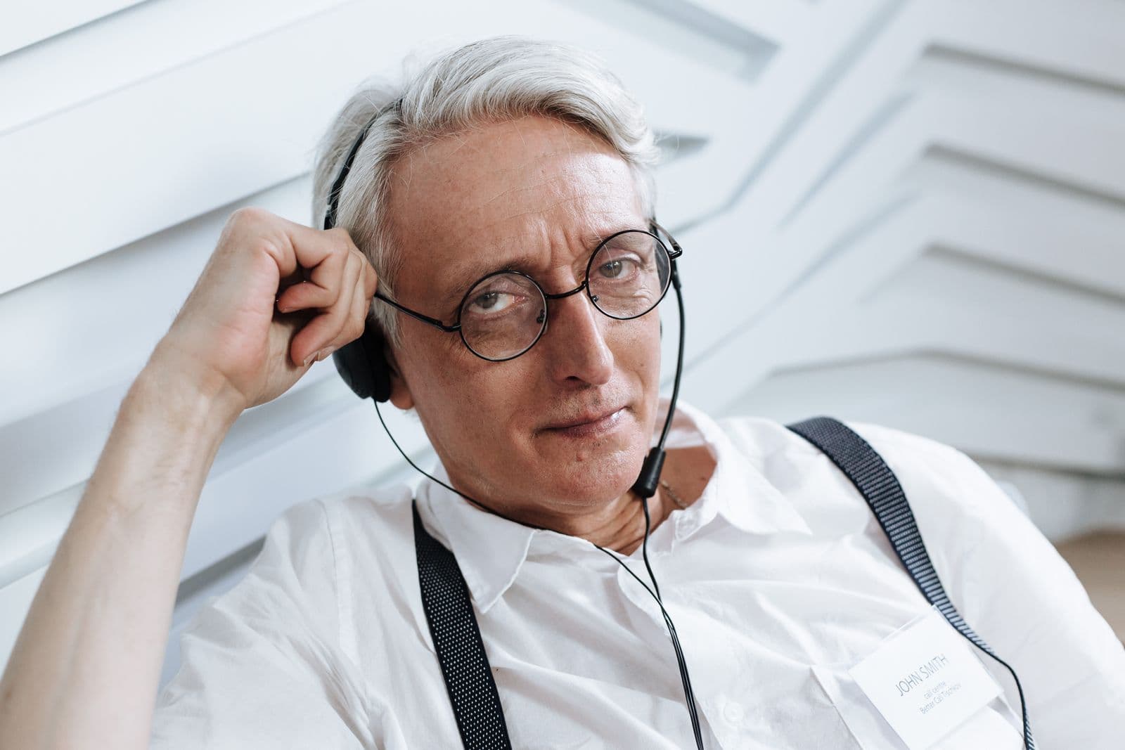 Customer Support Chatbots Need a Clean Handover Before More Automation