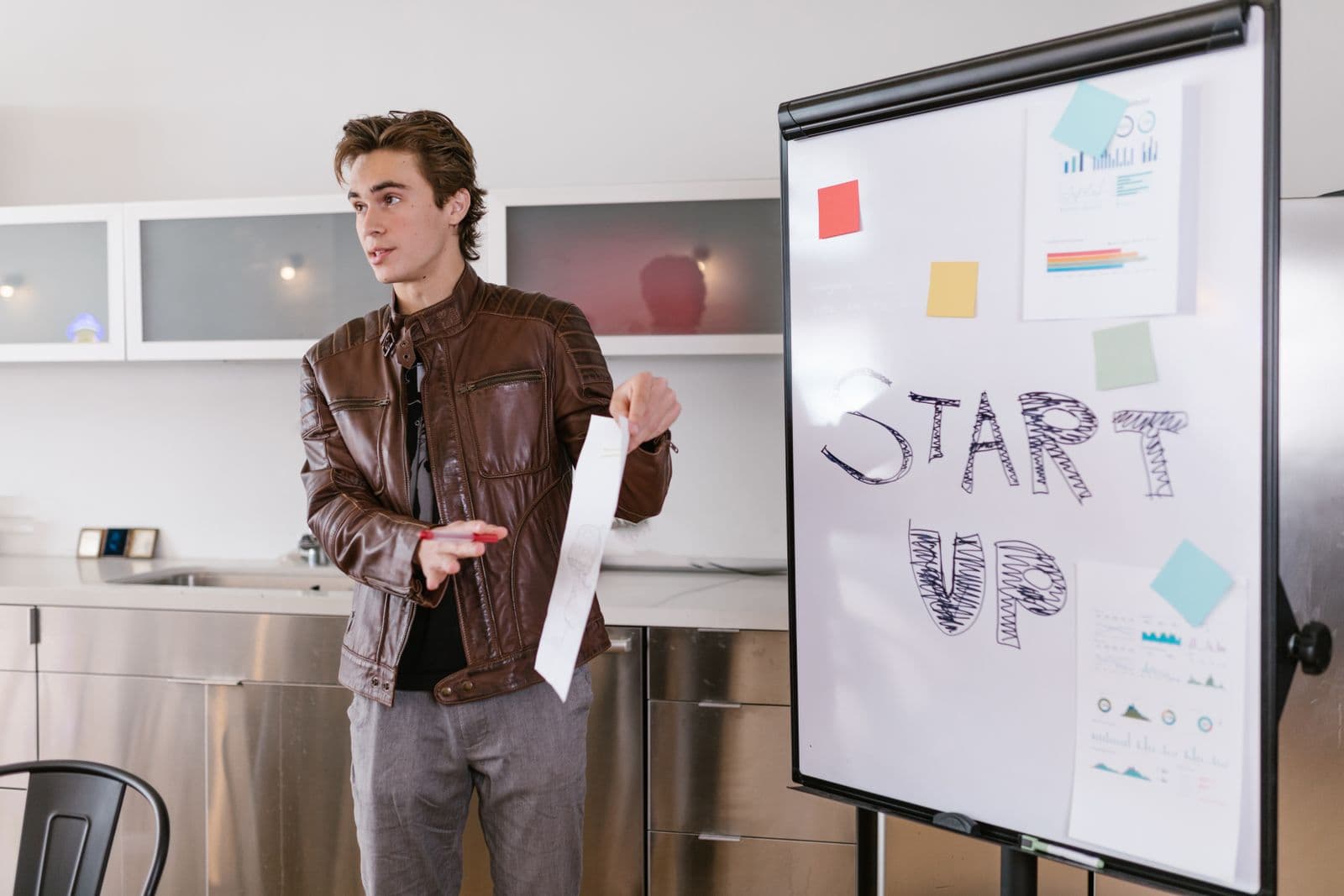 Cars24 Grand Startup Challenge: Eligibility, Tracks and Application Checklist